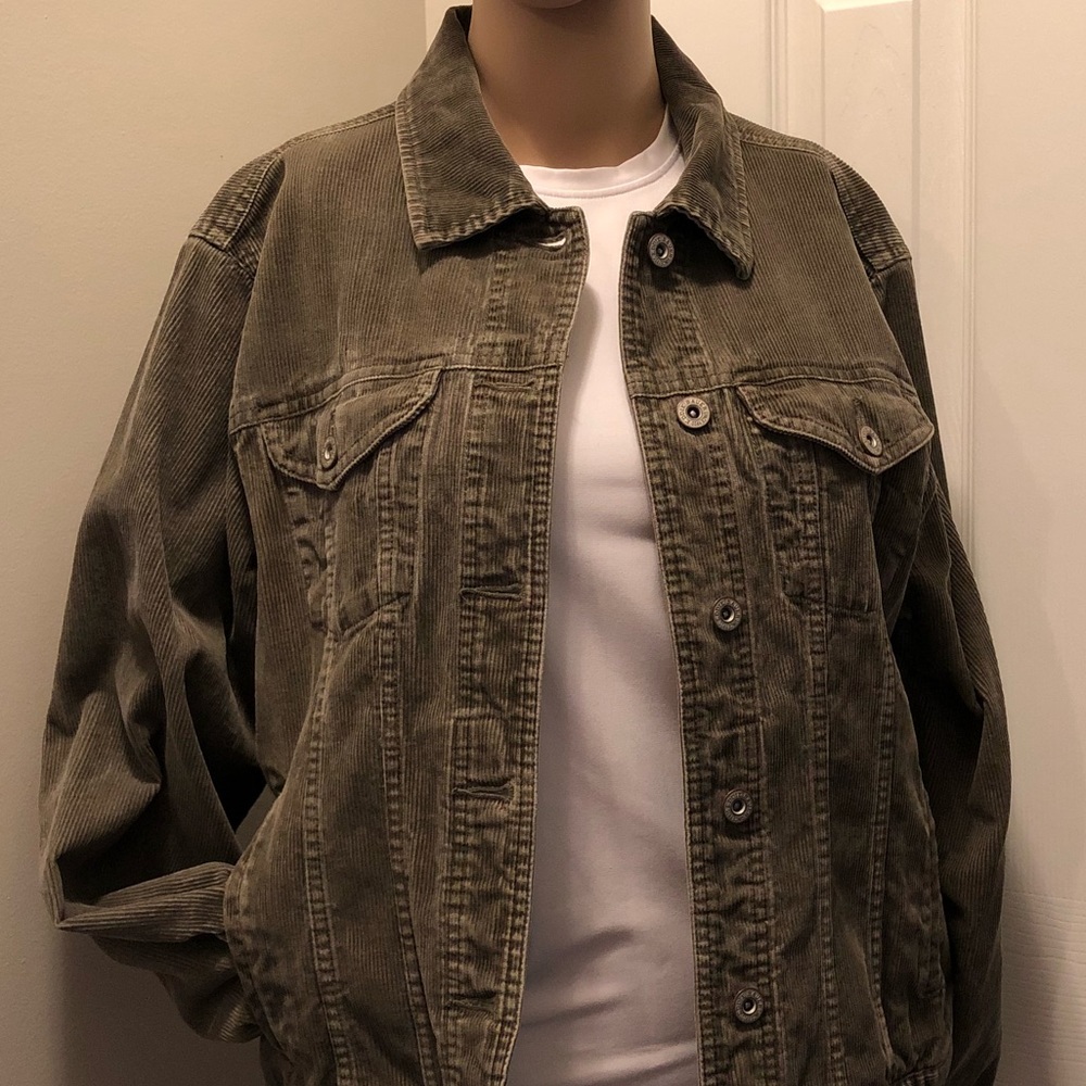 Ladies Eddie Bauer Casual Corduroy Jacket. Size Lg